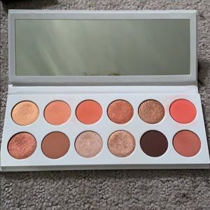 Gently used Kylie Peach Palette